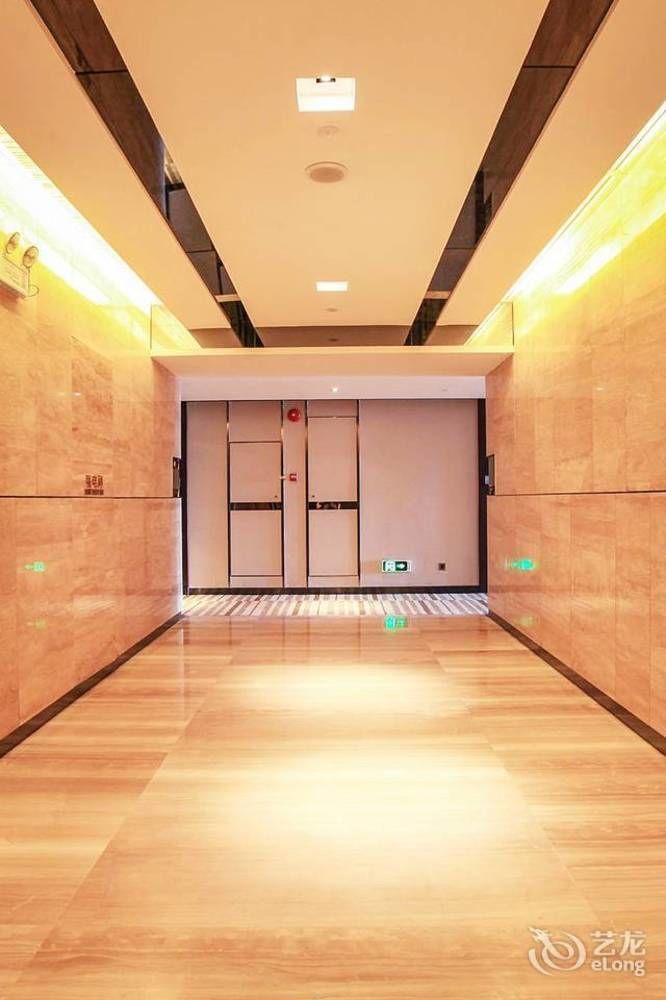 Lunkai International Hotel Kuangcsou Kültér fotó